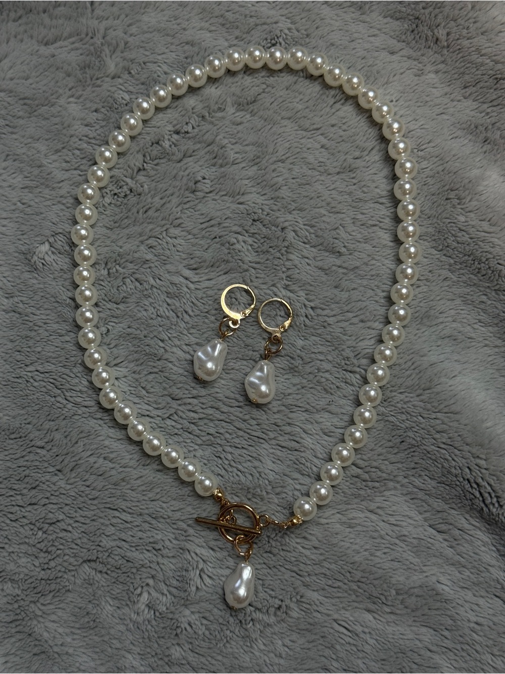 🤍New Faux Pearl Necklace & Earrings Set🤍